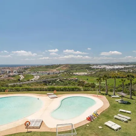 Stunning In With 2 Bedrooms, Wifi And Swimming Pool
